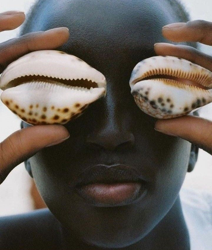 Creative Direction: Impactful Visual Storytelling